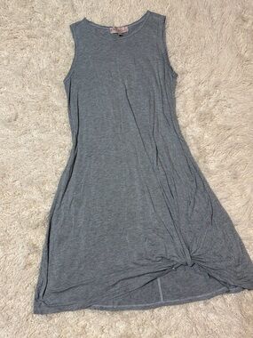 Women’s size medium Grey Sleeveless Knot Hem Dress